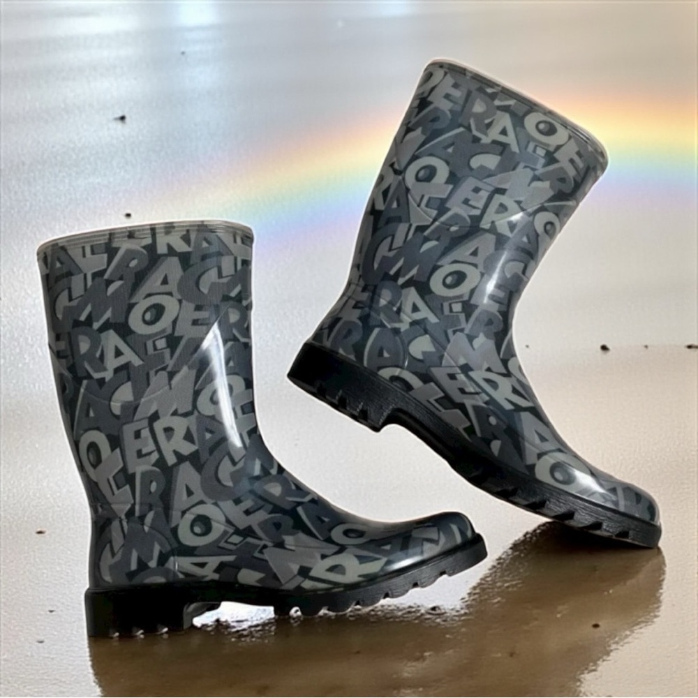 Salvatore Ferragamo Rain Boots Size 6 Gray Black Logo Print Rubber Boots